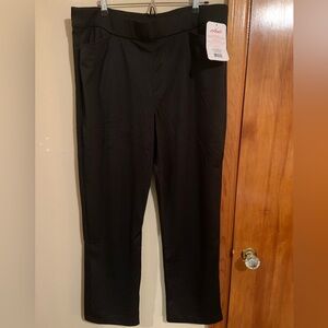 Chic Dress pants size 18 Average Brand New!